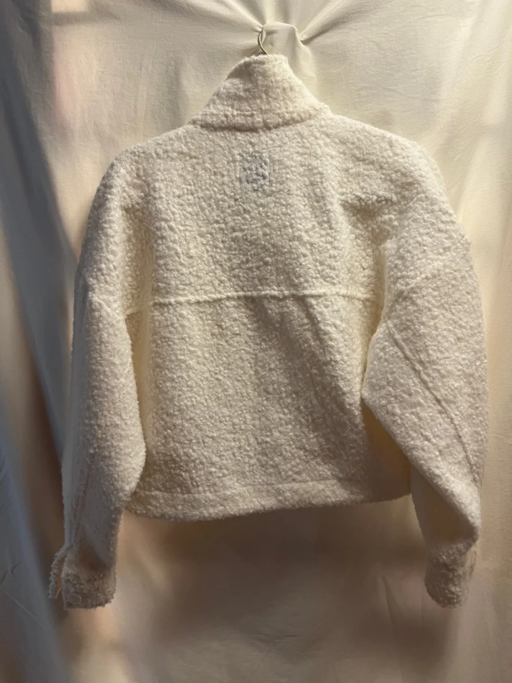 SO Cream Teddy Bouclé Crop Jacket with Flap Pockets - Picture 4 of 4